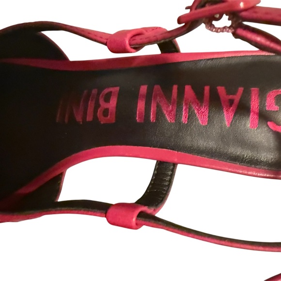 Gianni Bini Vibrant Heels - Picture 5 of 6